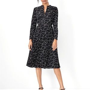 Floral Pleated Flare Dress Ann Taylor NWT